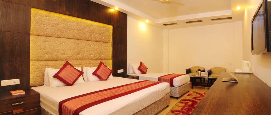 Hotel City Height - Delhi Ncr Id Not Accepted Нью-Дели Экстерьер фото