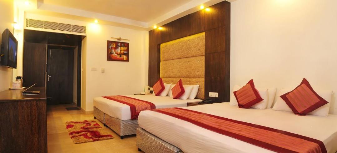 Hotel City Height - Delhi Ncr Id Not Accepted Нью-Дели Экстерьер фото