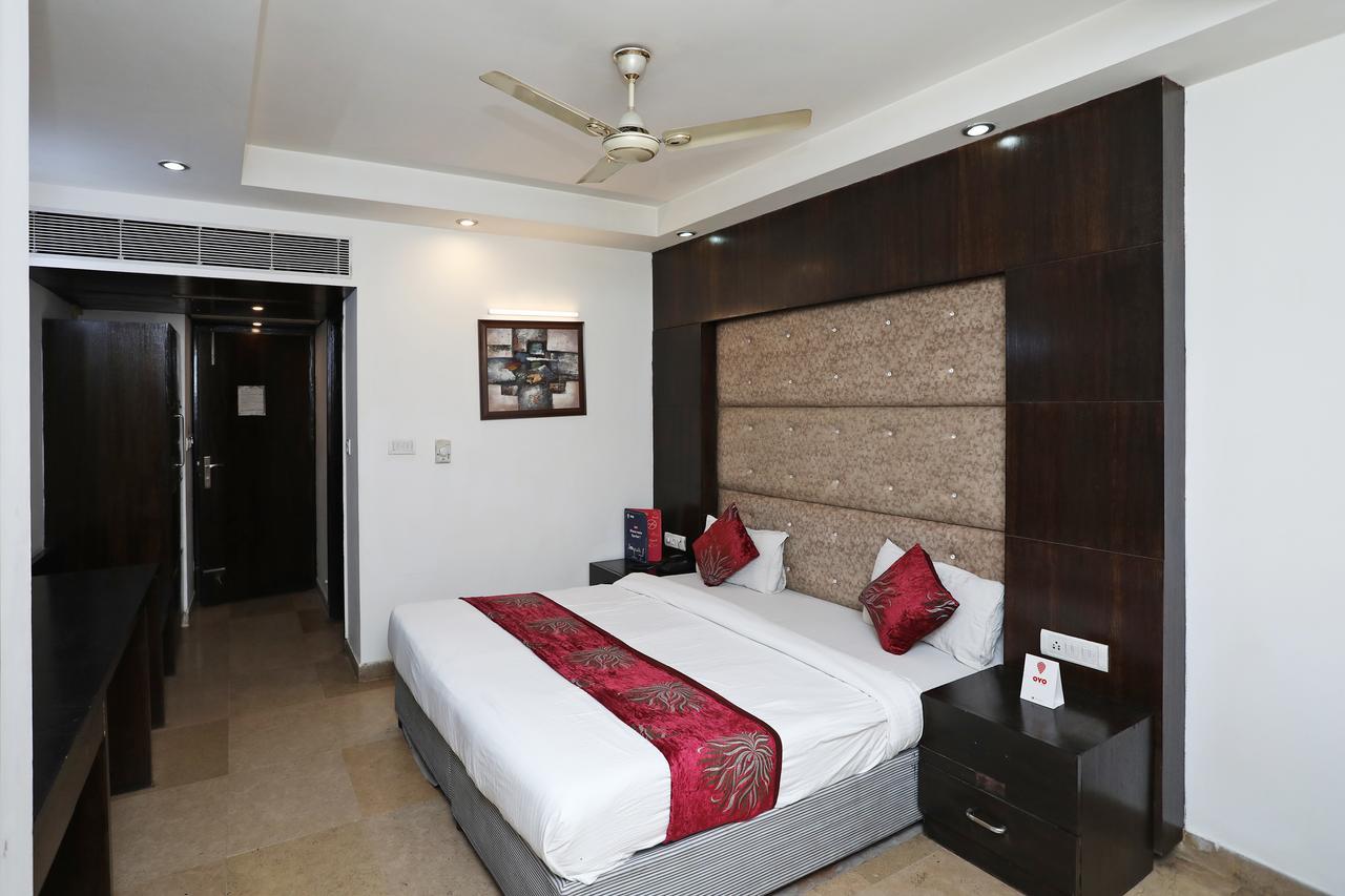 Hotel City Height - Delhi Ncr Id Not Accepted Нью-Дели Экстерьер фото