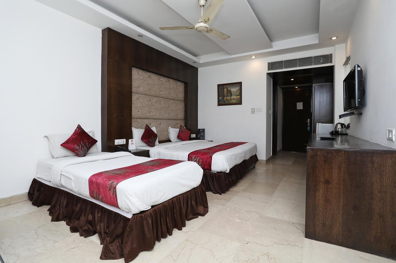 Hotel City Height - Delhi Ncr Id Not Accepted Нью-Дели Экстерьер фото