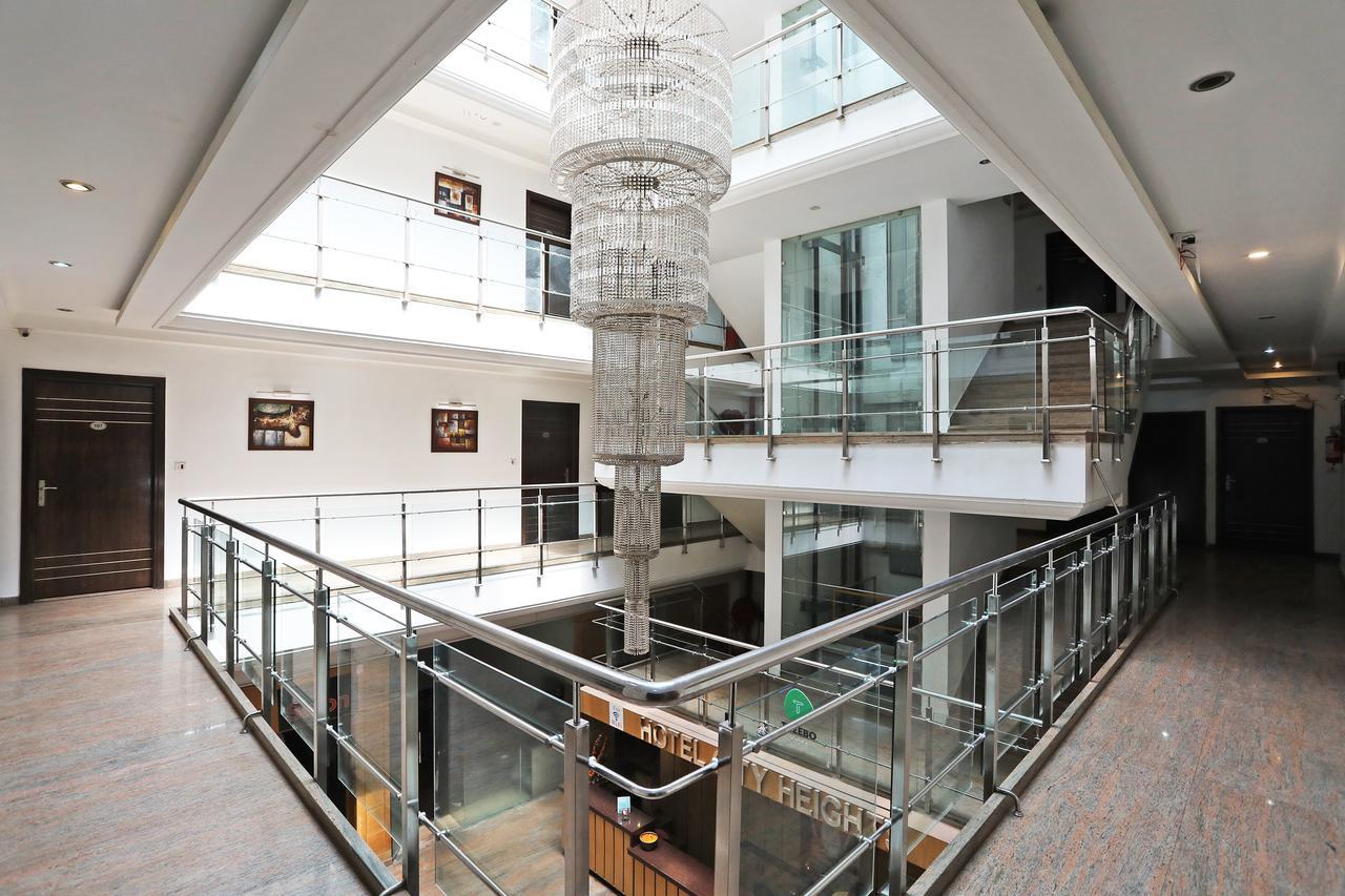 Hotel City Height - Delhi Ncr Id Not Accepted Нью-Дели Экстерьер фото