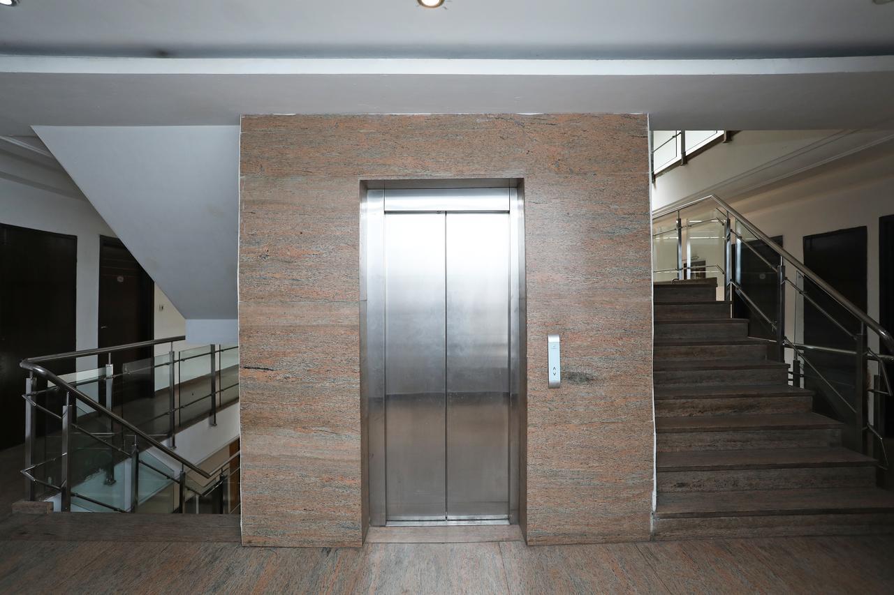 Hotel City Height - Delhi Ncr Id Not Accepted Нью-Дели Экстерьер фото